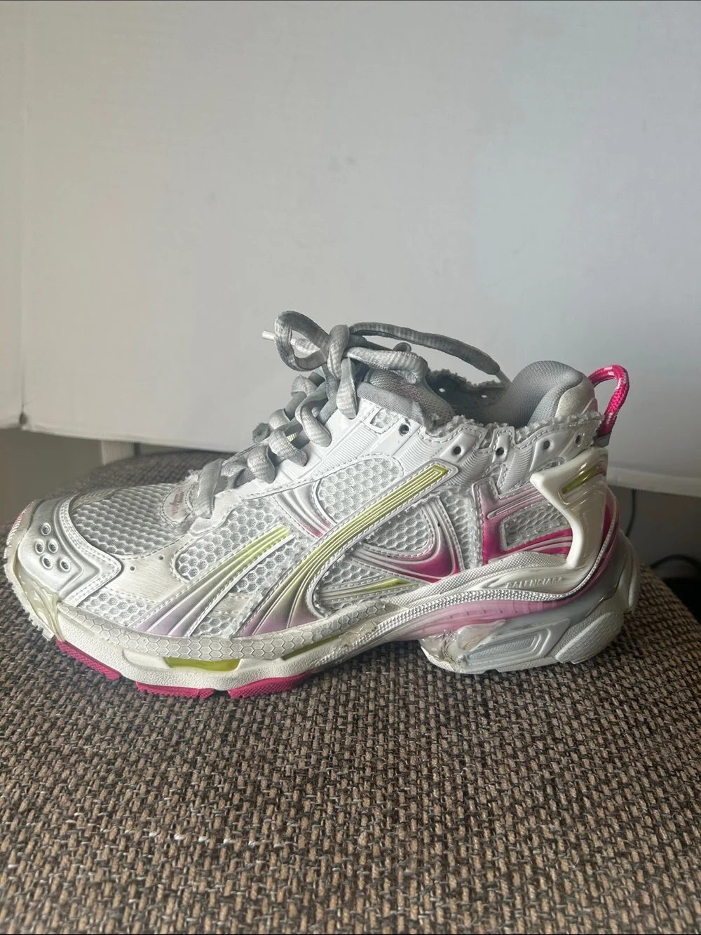 Balenciaga Runner Sneakers 39 Y2K Gorpcore Techwear Pink Green